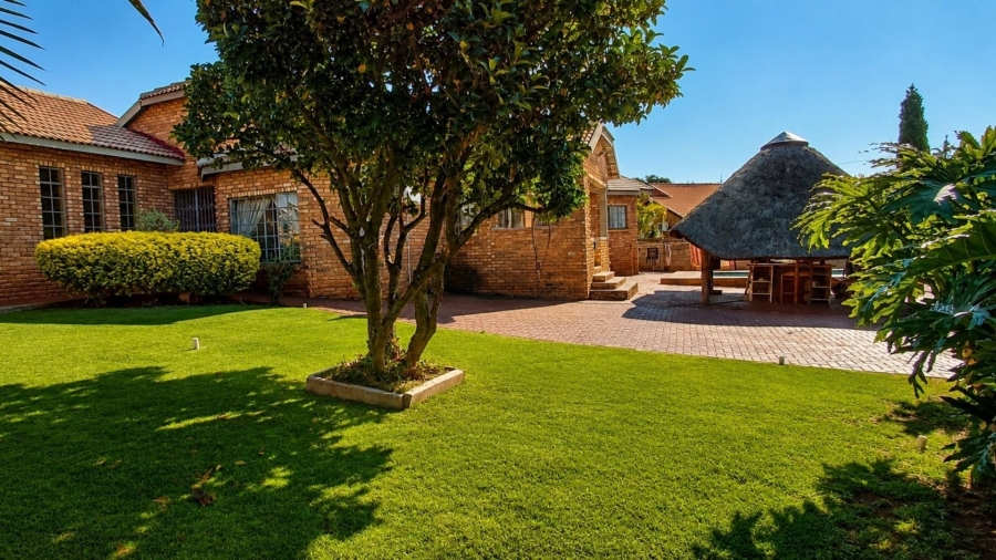 4 Bedroom Property for Sale in Safari Gardens North West